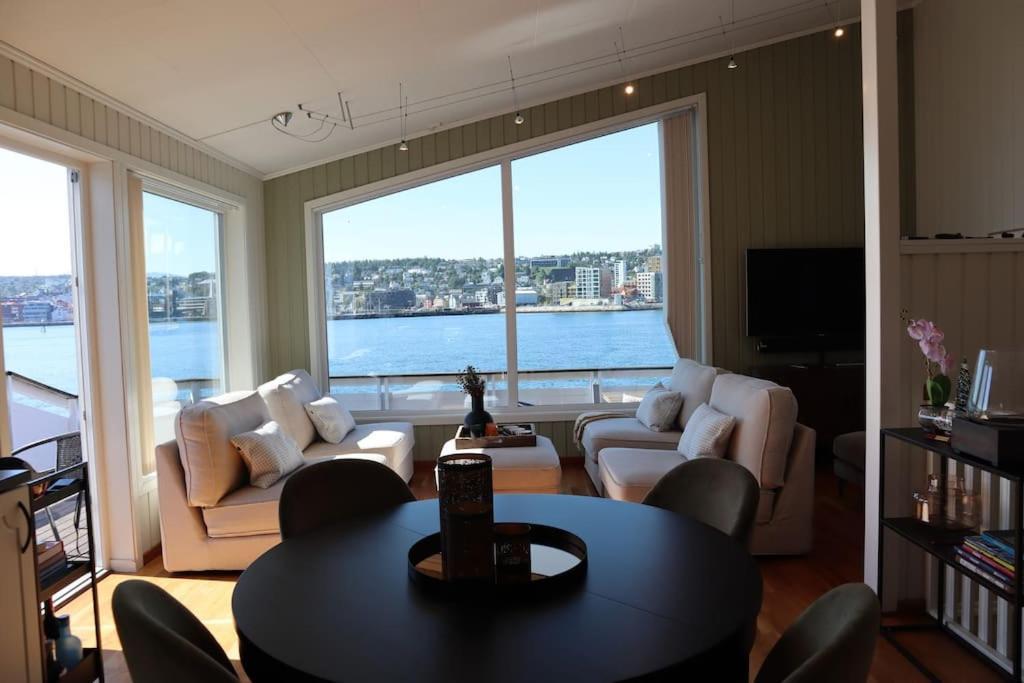 Panoramic Harbour View * Tromso